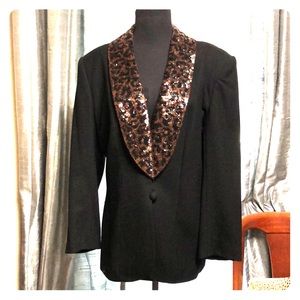 Vintage jacket w/ removable cheetah sequin collar